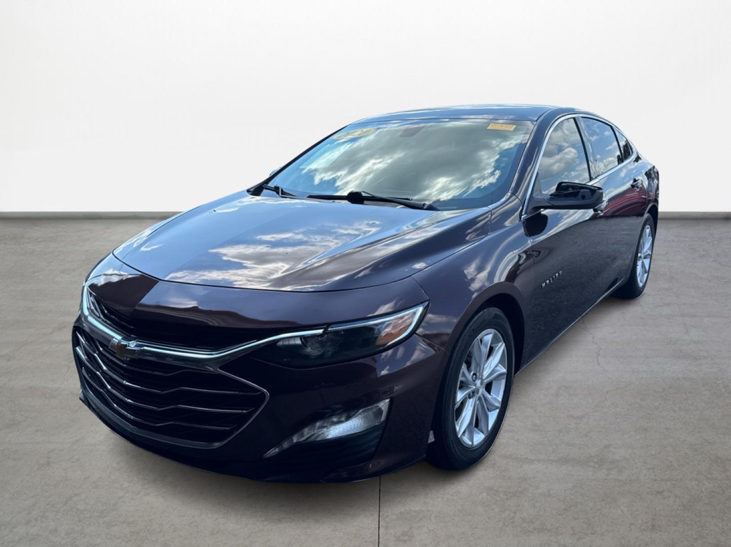 2020 Chevrolet Malibu LT (1G1ZD5STXLF) with an 1.5L L4 DOHC 16V engine, 6A transmission, located at 16710 Clay Rd., Houston, TX, 77084, (281) 859-7900, 0.000000, 0.000000 - Photo#9