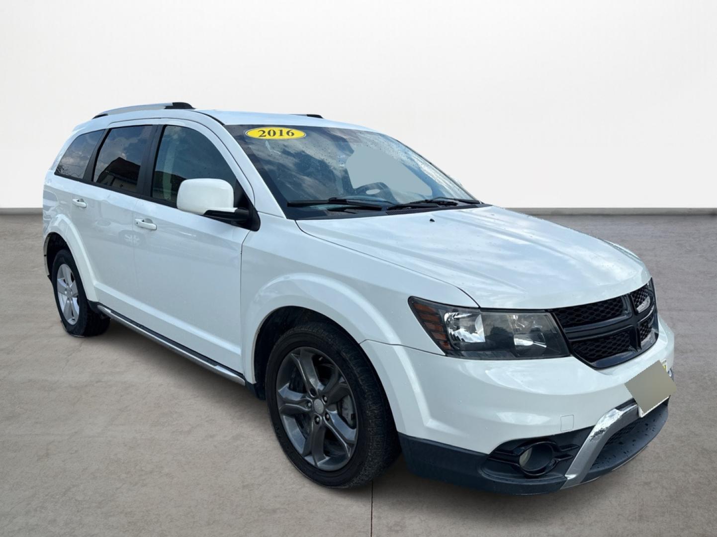 2016 Dodge Journey Crossroad FWD (3C4PDCGB1GT) with an 2.4L L4 DOHC 16V engine, 4A transmission, located at 16710 Clay Rd., Houston, TX, 77084, (281) 859-7900, 0.000000, 0.000000 - Photo#2