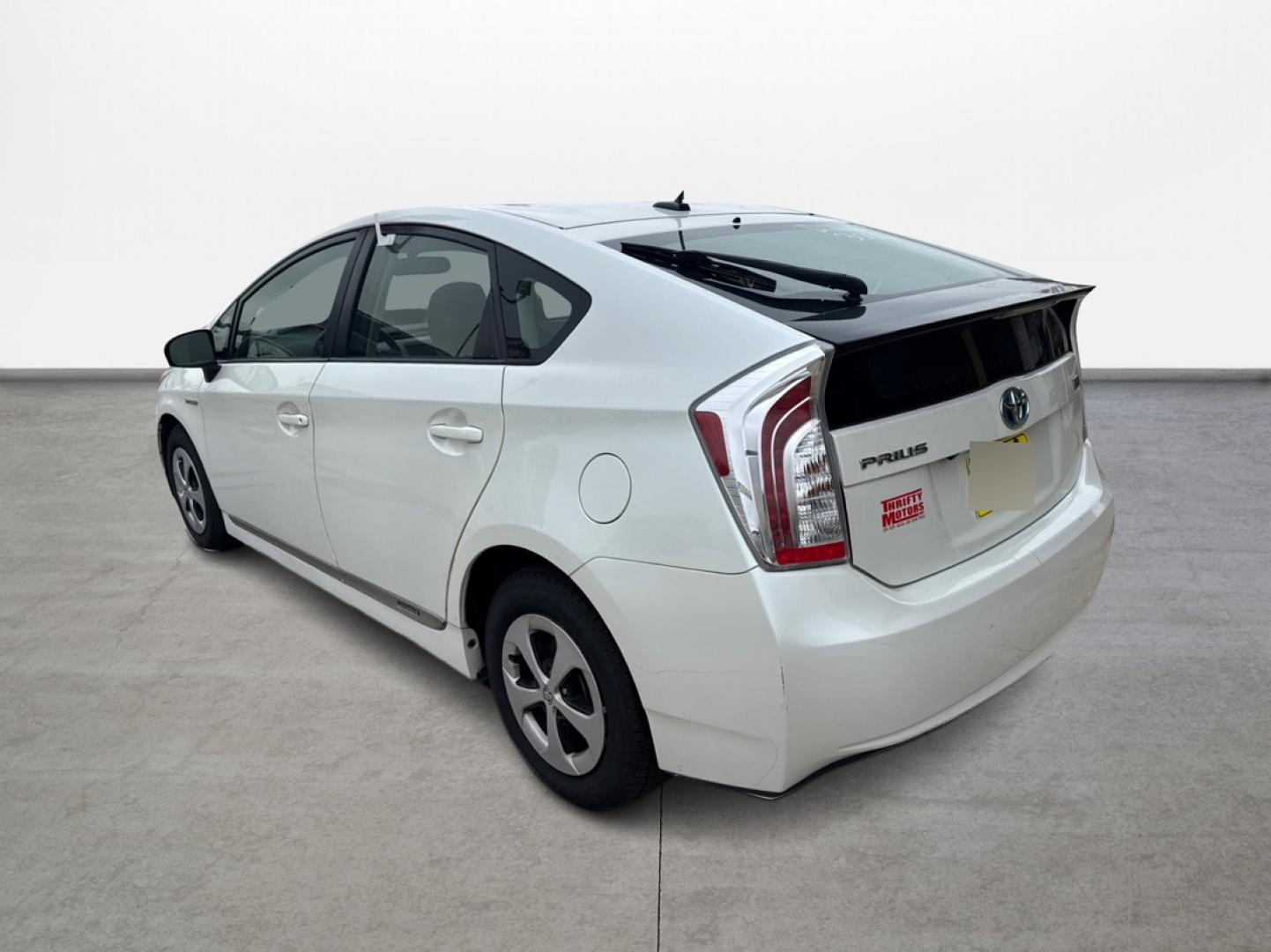 2015 Toyota Prius Four (JTDKN3DU7F0) with an 1.8L L4 DOHC 16V HYBRID engine, Continuously Variable Transmission transmission, located at 16710 Clay Rd., Houston, TX, 77084, (281) 859-7900, 0.000000, 0.000000 - Photo#3