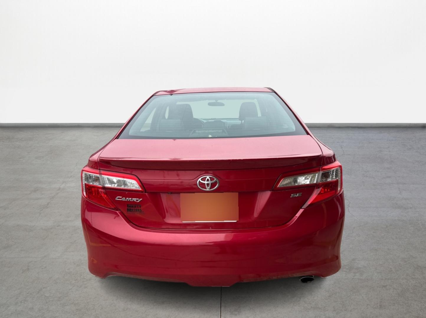 2014 Toyota Camry SE (4T1BF1FK6EU) with an 2.5L L4 DOHC 16V engine, 6-Speed Automatic transmission, located at 16710 Clay Rd., Houston, TX, 77084, (281) 859-7900, 0.000000, 0.000000 - Photo#1