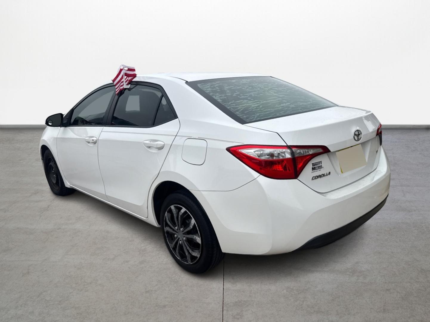 2016 Toyota Corolla L 4-Speed AT (2T1BURHE7GC) with an 1.8L L4 DOHC 16V engine, 4A transmission, located at 16710 Clay Rd., Houston, TX, 77084, (281) 859-7900, 0.000000, 0.000000 - Photo#6