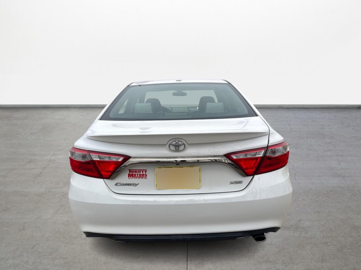 2016 Toyota Camry SE (4T1BF1FK7GU) with an 2.5L L4 DOHC 16V engine, 6-Speed Automatic transmission, located at 16710 Clay Rd., Houston, TX, 77084, (281) 859-7900, 0.000000, 0.000000 - Photo#1