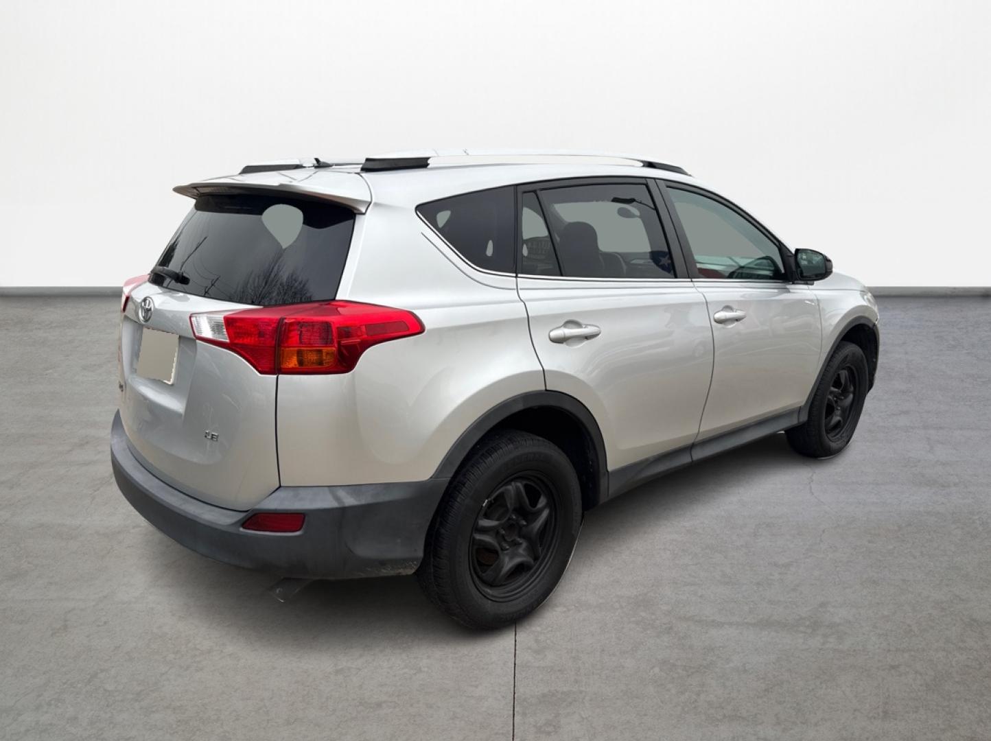 2014 Toyota RAV4 LE FWD (2T3ZFREV3EW) with an 2.5L L4 DOHC 16V engine, 6-Speed Automatic transmission, located at 16710 Clay Rd., Houston, TX, 77084, (281) 859-7900, 0.000000, 0.000000 - Photo#2