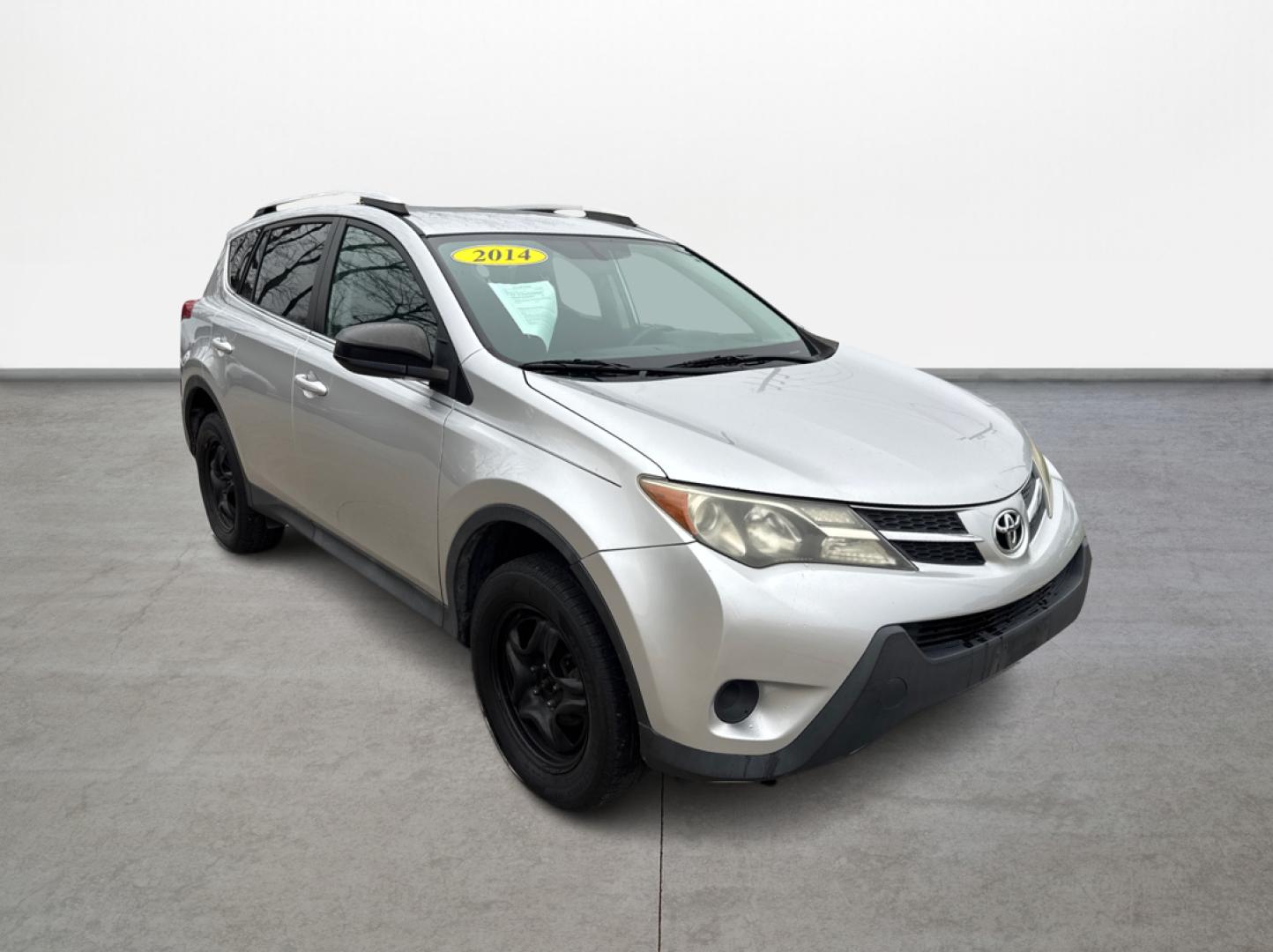 2014 Toyota RAV4 LE FWD (2T3ZFREV3EW) with an 2.5L L4 DOHC 16V engine, 6-Speed Automatic transmission, located at 16710 Clay Rd., Houston, TX, 77084, (281) 859-7900, 0.000000, 0.000000 - Photo#0