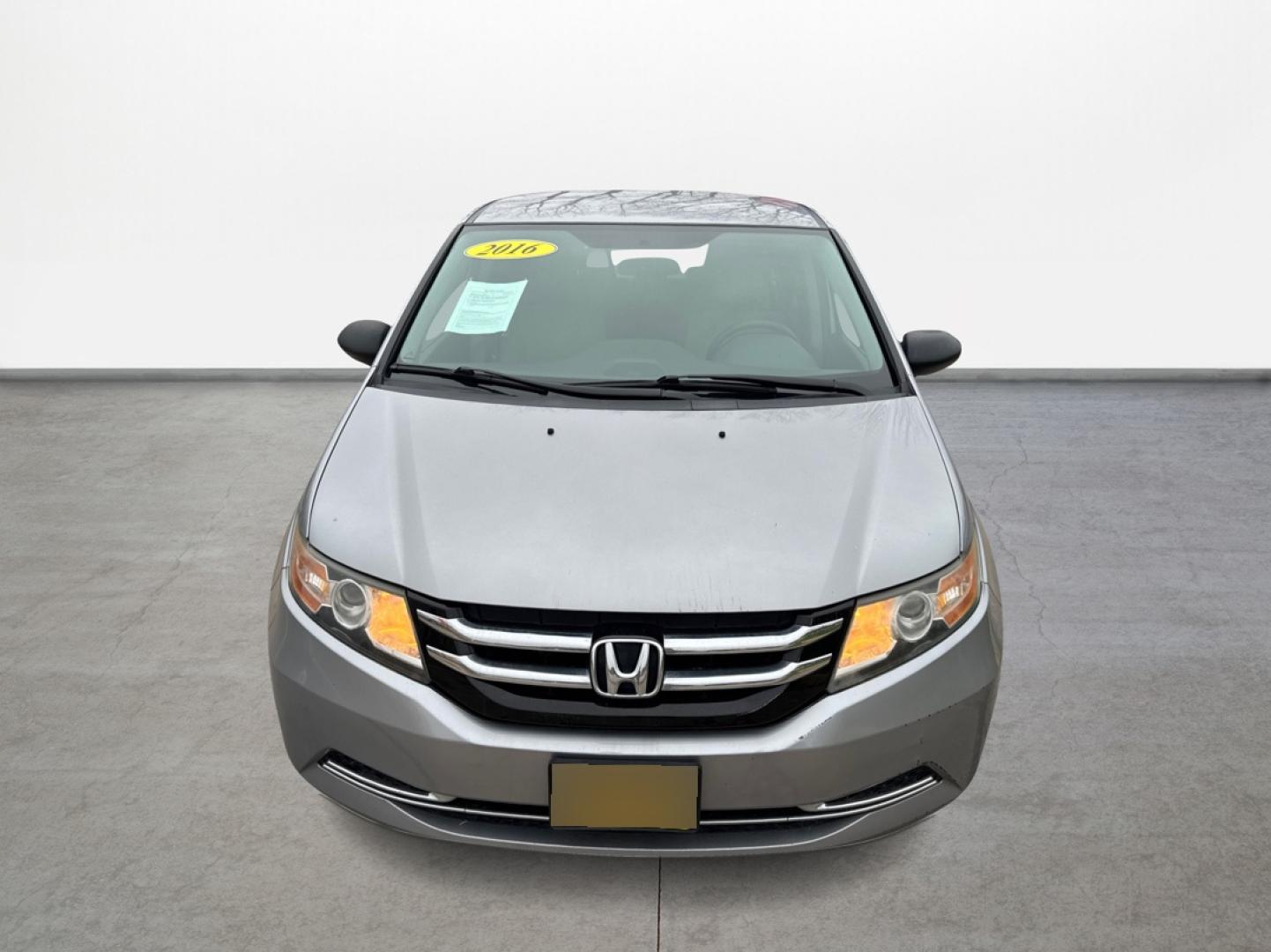 2016 Honda Odyssey LX (5FNRL5H26GB) with an 3.5L V6 SOHC 24V engine, 6A transmission, located at 16710 Clay Rd., Houston, TX, 77084, (281) 859-7900, 0.000000, 0.000000 - Photo#7