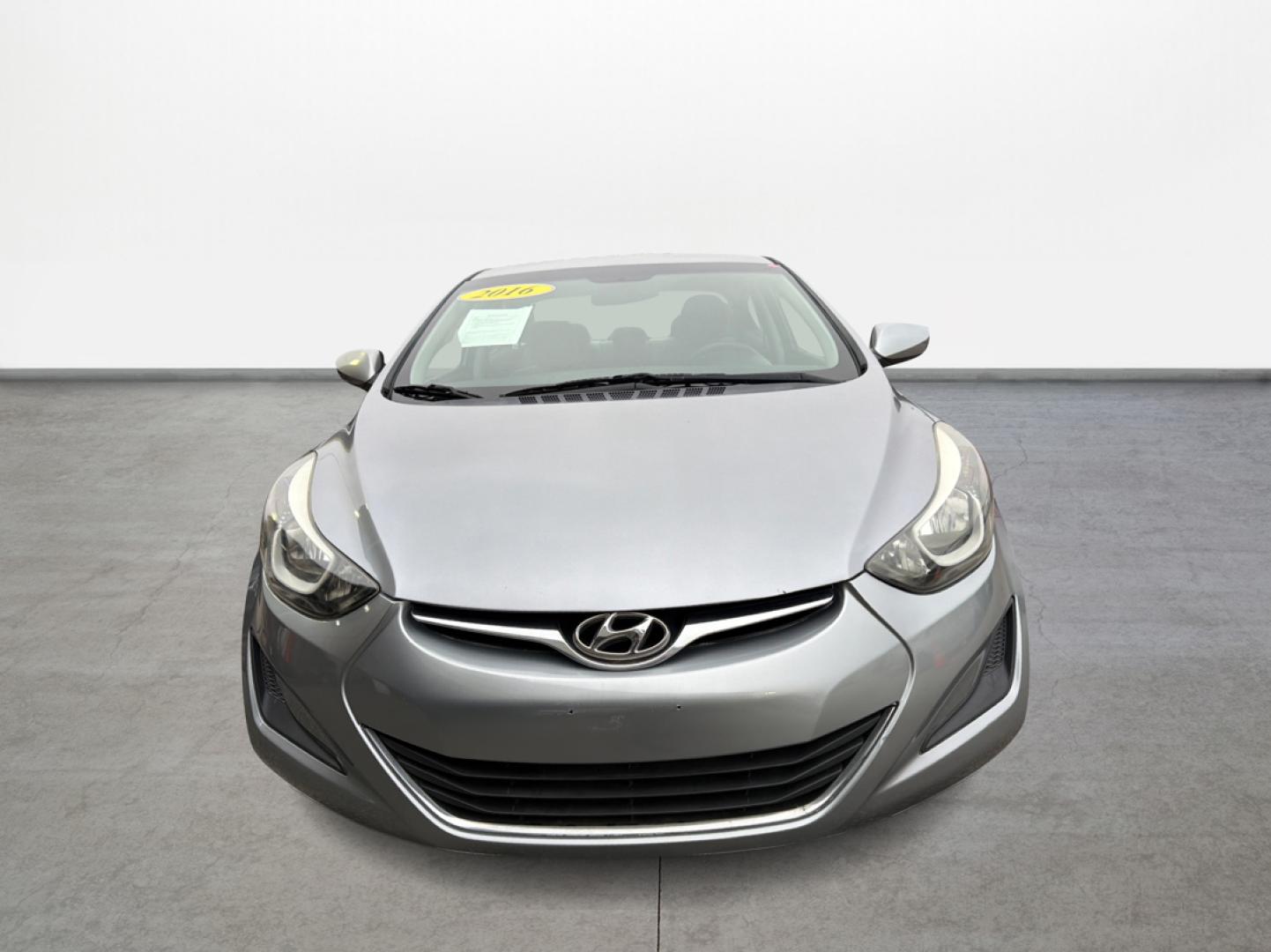 2016 Hyundai Elantra Limited (5NPDH4AE2GH) with an 1.8L L4 DOHC 16V engine, 6-Speed Automatic transmission, located at 16710 Clay Rd., Houston, TX, 77084, (281) 859-7900, 0.000000, 0.000000 - Photo#1