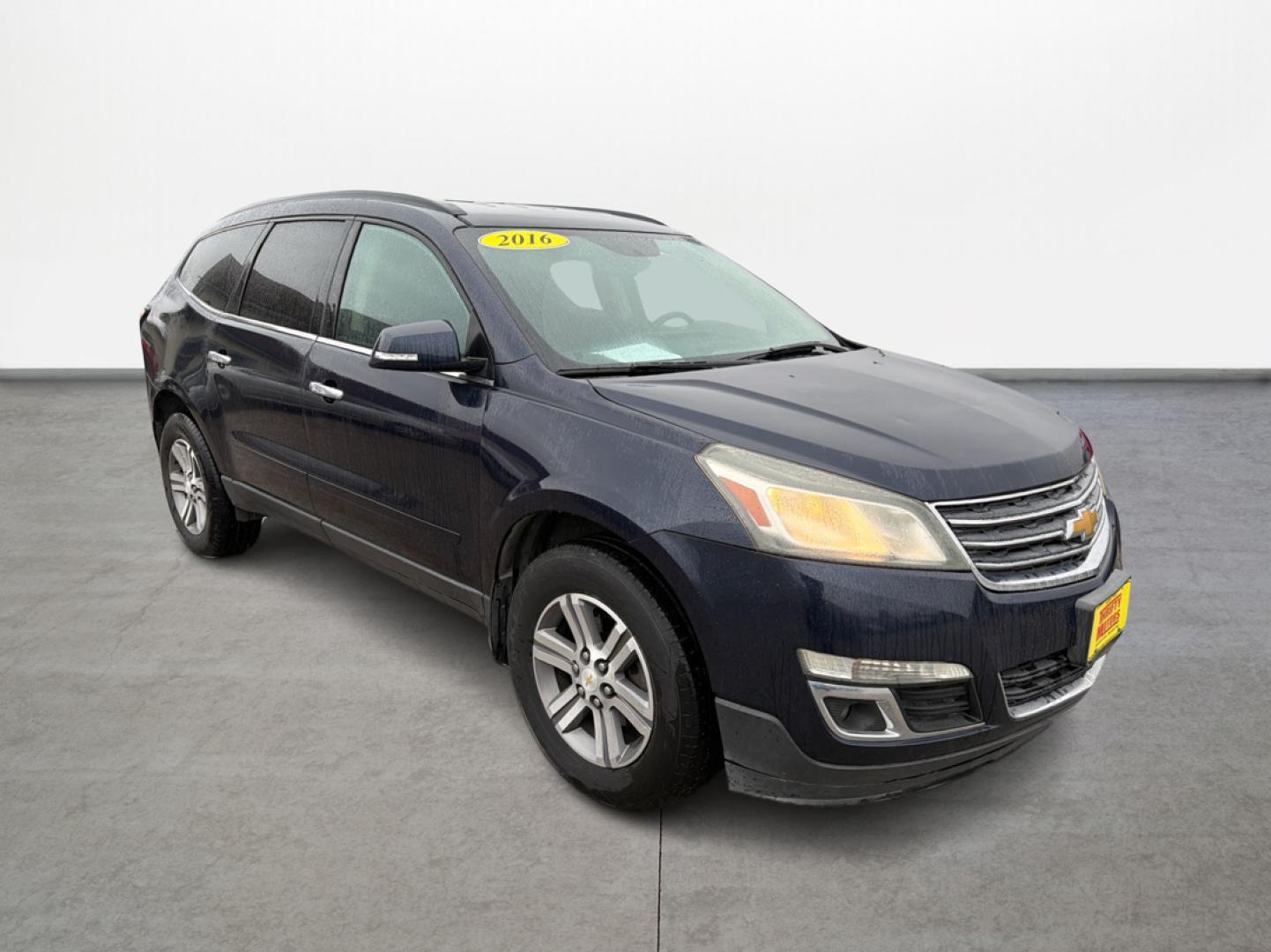 2016 Chevrolet Traverse 2LT FWD (1GNKRHKD9GJ) with an 3.6L V6 DOHC 24V engine, 6-Speed Automatic transmission, located at 16710 Clay Rd., Houston, TX, 77084, (281) 859-7900, 0.000000, 0.000000 - Photo#2