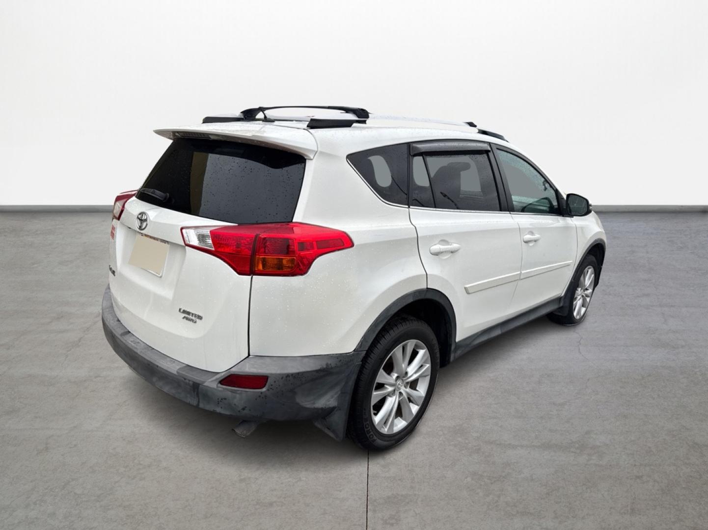 2013 Toyota RAV4 Limited AWD (2T3DFREV7DW) with an 2.5L L4 DOHC 16V engine, 6-Speed Automatic transmission, located at 16710 Clay Rd., Houston, TX, 77084, (281) 859-7900, 0.000000, 0.000000 - Photo#4