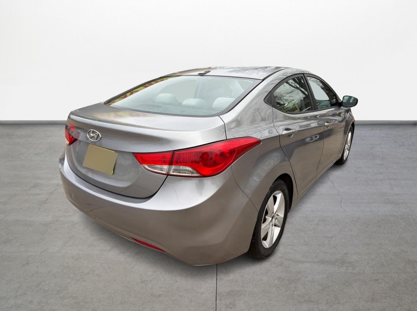 2011 Hyundai Elantra GLS A/T (KMHDH4AE2BU) with an 1.8L L4 DOHC 16V engine, 6-Speed Automatic transmission, located at 16710 Clay Rd., Houston, TX, 77084, (281) 859-7900, 0.000000, 0.000000 - Photo#4