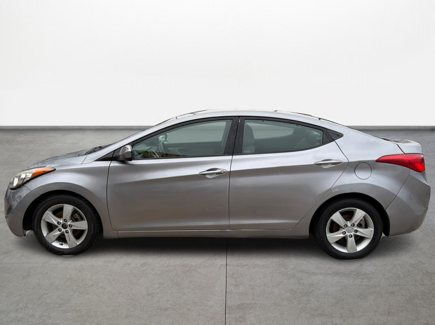2011 Hyundai Elantra GLS A/T (KMHDH4AE2BU) with an 1.8L L4 DOHC 16V engine, 6-Speed Automatic transmission, located at 16710 Clay Rd., Houston, TX, 77084, (281) 859-7900, 0.000000, 0.000000 - Photo#7