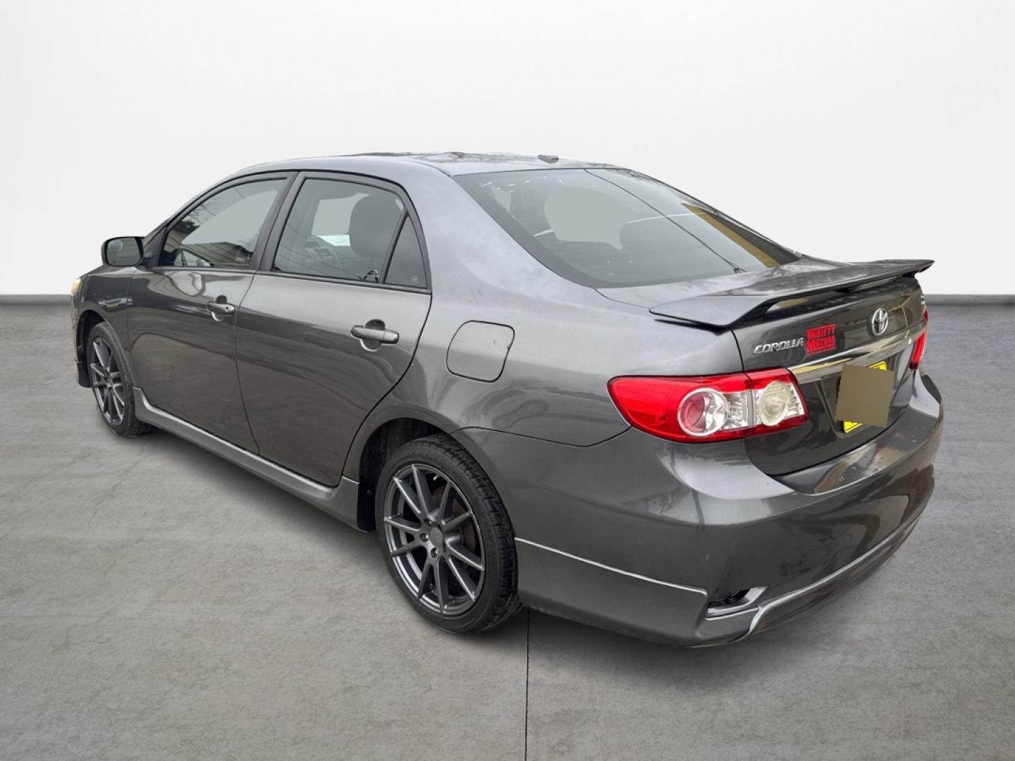 2013 Toyota Corolla LE 4-Speed AT (5YFBU4EE9DP) with an 1.8L L4 DOHC 16V engine, 4-Speed Automatic transmission, located at 16710 Clay Rd., Houston, TX, 77084, (281) 859-7900, 0.000000, 0.000000 - Photo#6