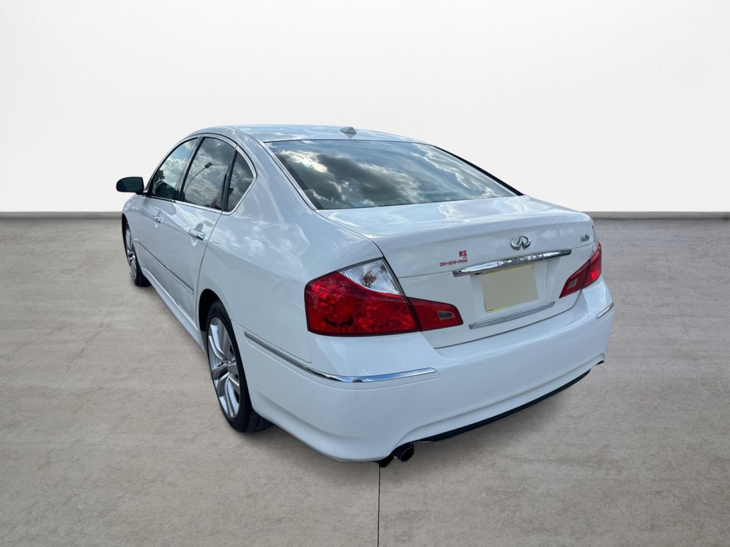 2010 Infiniti M 35 (JN1CY0AP6AM) with an 3.5L V6 DOHC 24V engine, 5-Speed Automatic transmission, located at 16710 Clay Rd., Houston, TX, 77084, (281) 859-7900, 0.000000, 0.000000 - Photo#6