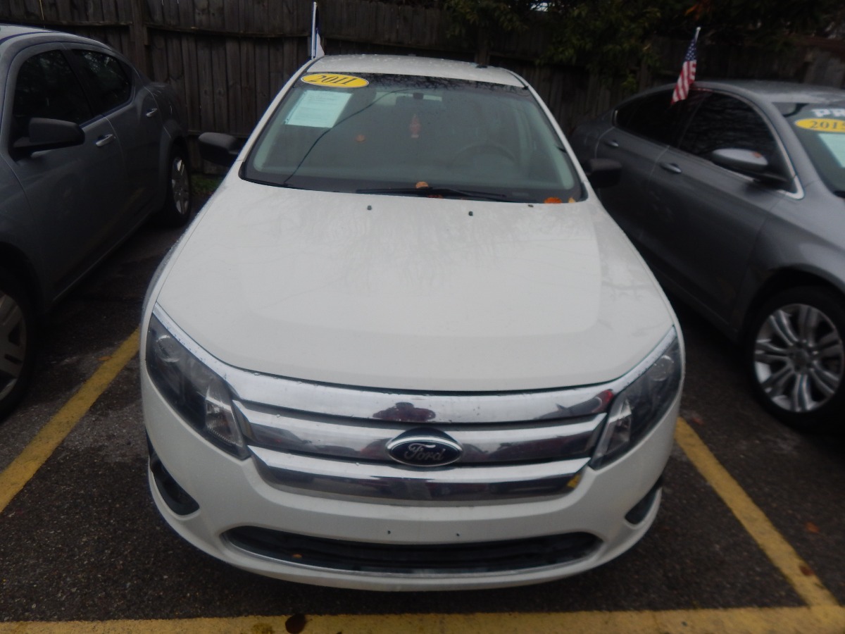 photo of 2012 FORD FUSION SEDAN 4-DR