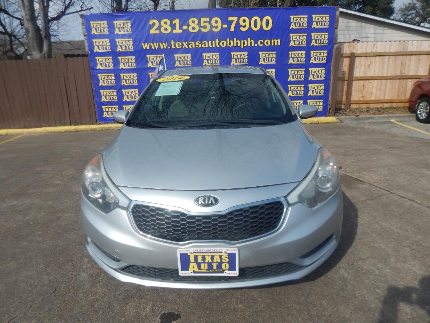 2014 SILVER KIA FORTE LX M6 (KNAFK4A61E5) with an 1.8L L4 DOHC 16V engine, 6-SPEED MANUAL transmission, located at 16710 Clay Rd., Houston, TX, 77084, (281) 859-7900, 0.000000, 0.000000 - Low Donw. Low Payments. - Photo#1