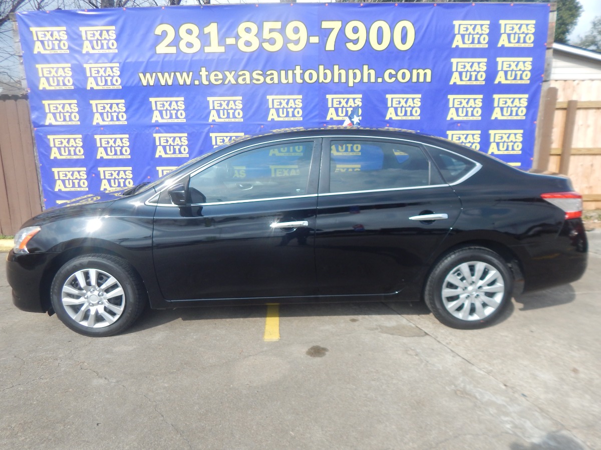 photo of 2013 NISSAN SENTRA SEDAN 4-DR